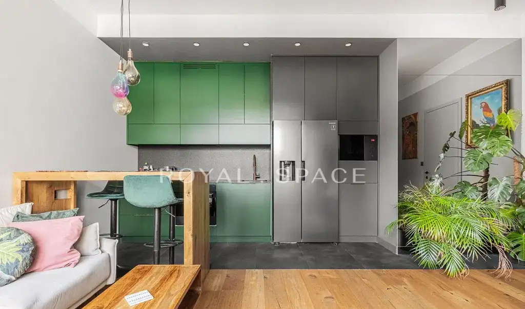 Apartament w zabytkowej kamienicy przy Wspólnej - zdjęcie 6