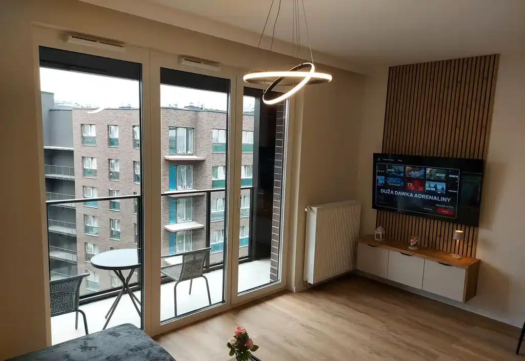 Ekskluzywny nowy apartament w najlepszym miejscu miasta - zdjęcie 2