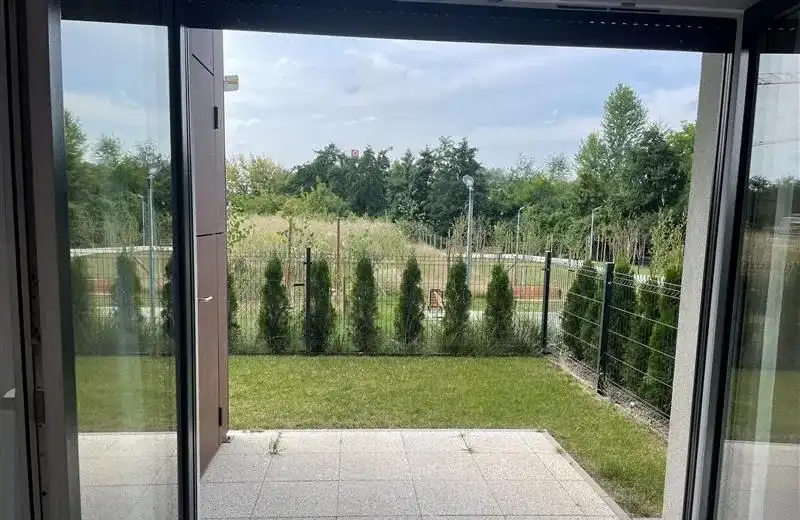 Husarska/2020 r./meble/ogródek/m. postojowe - zdjęcie 5