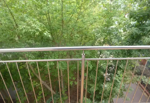 Przestronne 2 pokojowe mieszkanie z balkonem i miejscem parkingowym - zdjęcie 4