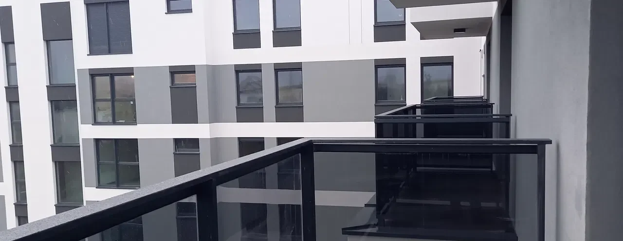 Przytulne mieszkanie z balkonem i klimatyzacją w dzielnicy muzycznej - zdjęcie 4