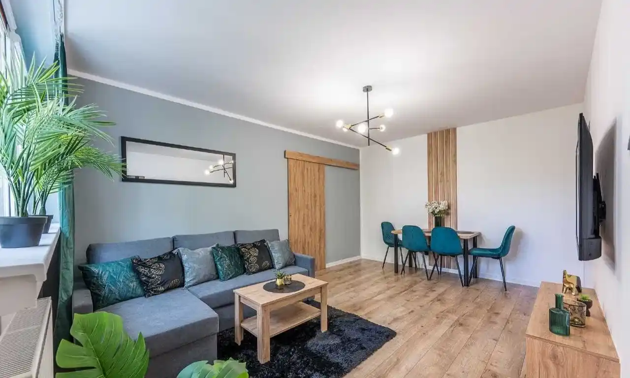 Do wynajęcia od zaraz – 2-pokojowe mieszkanie 37 m², Łódź Górna, ul. Kossaka 25 - zdjęcie 2