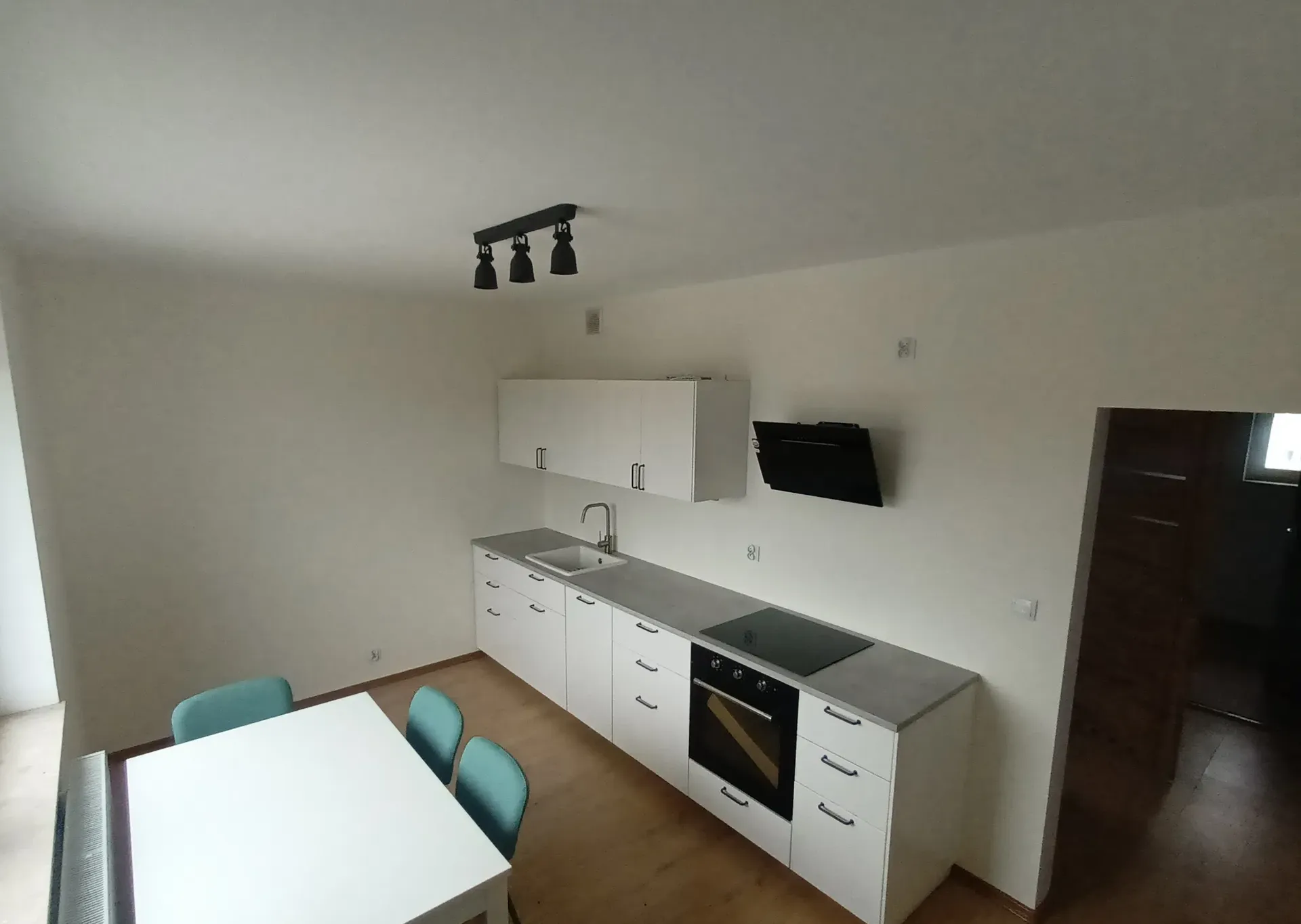 Mieszkanie z garażem, ogródkiem, piwnicą Bez czynszu Dostępne od zaraz - zdjęcie 7