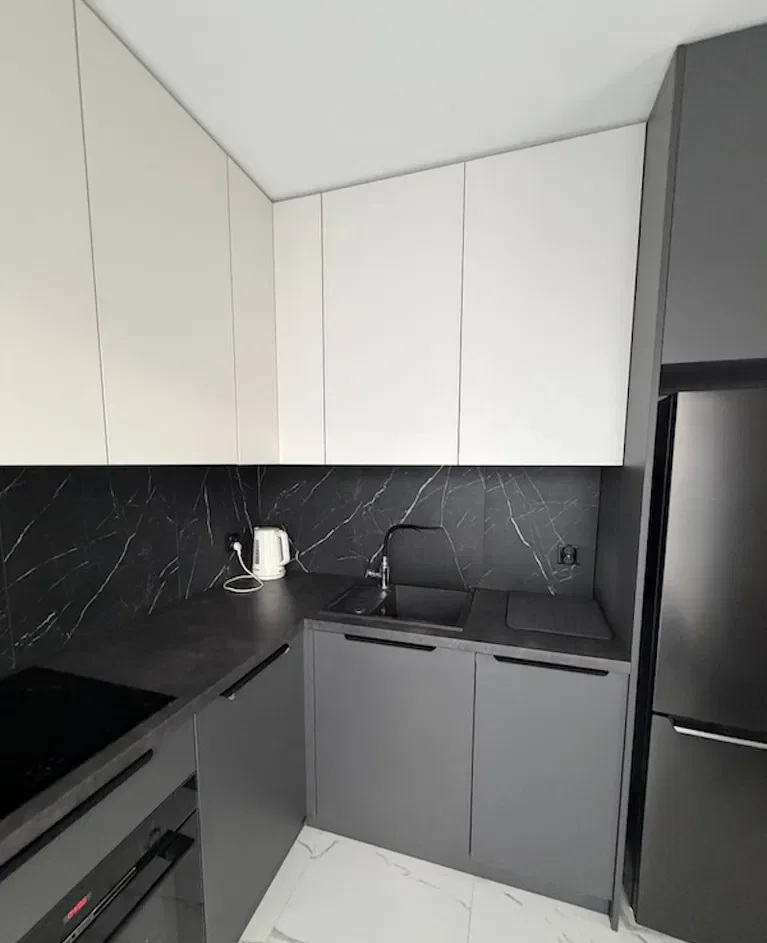 Kawalerka z balkonem w apartamentowcu ul. Madalińskiego - zdjęcie 4