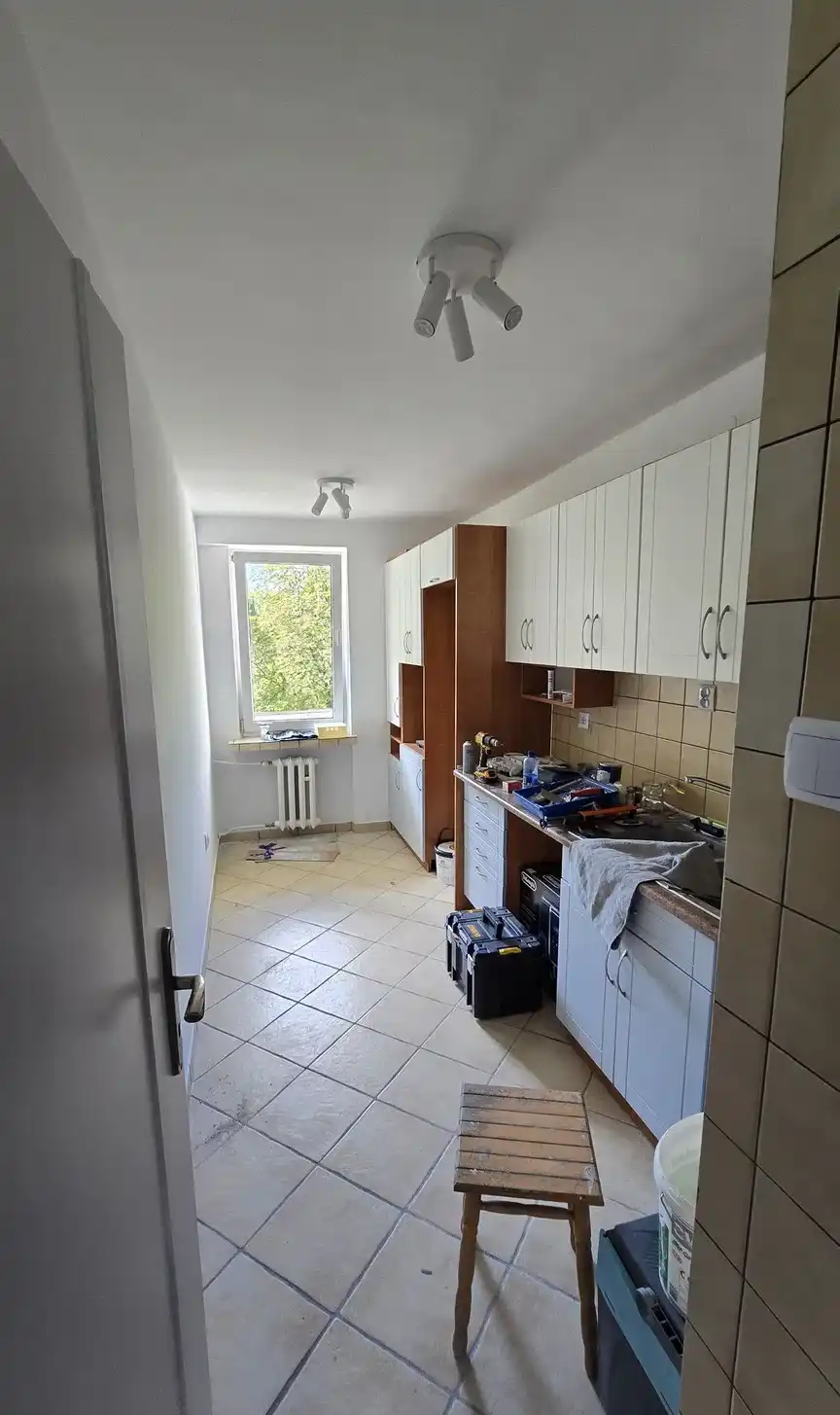 Przestronne mieszkanie z balkonem w Krakowie 48m. Po remoncie - zdjęcie 7