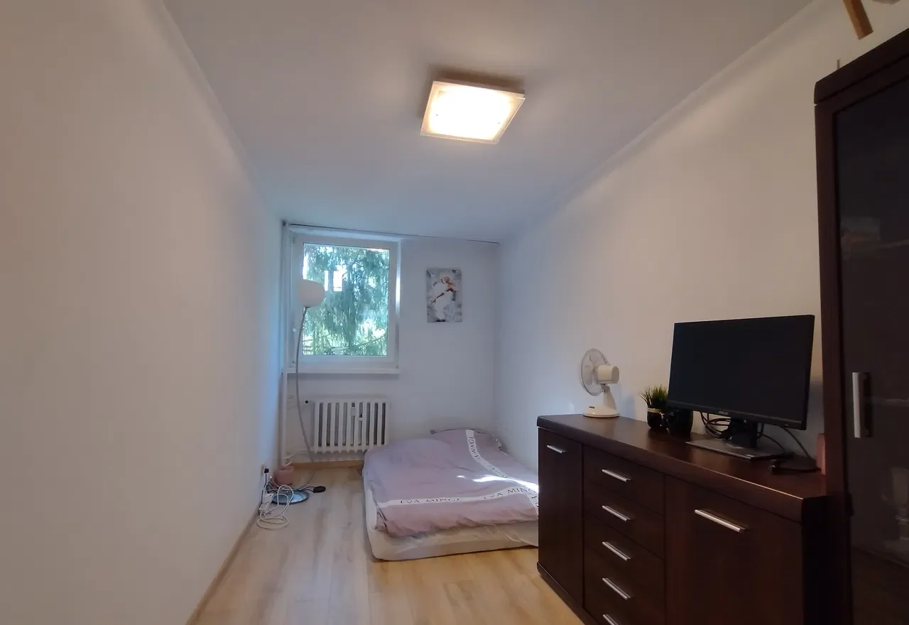 Zarzew/3 pokoje  w rejonie Przybyszewskiego - zdjęcie 3