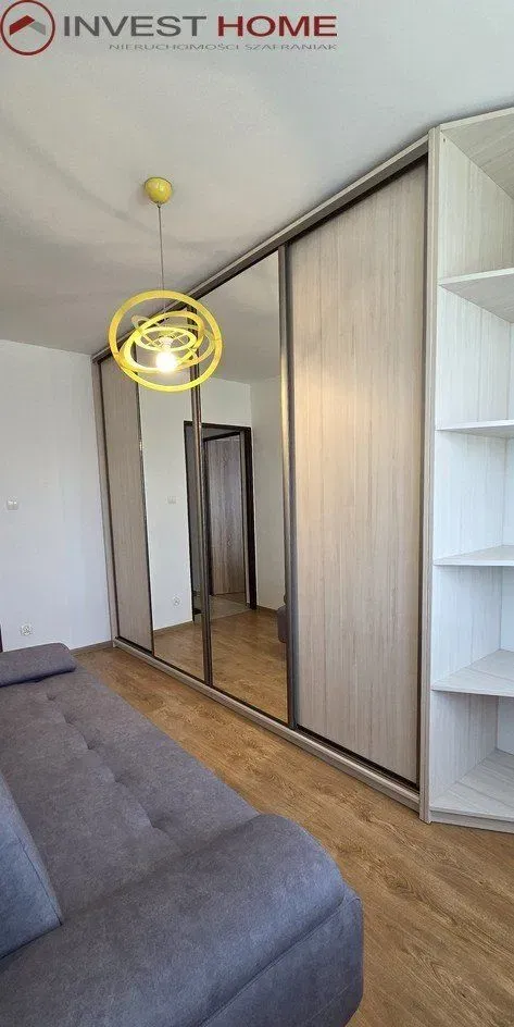 Koszarowa 17 blok, piwnica, balkon - zdjęcie 8