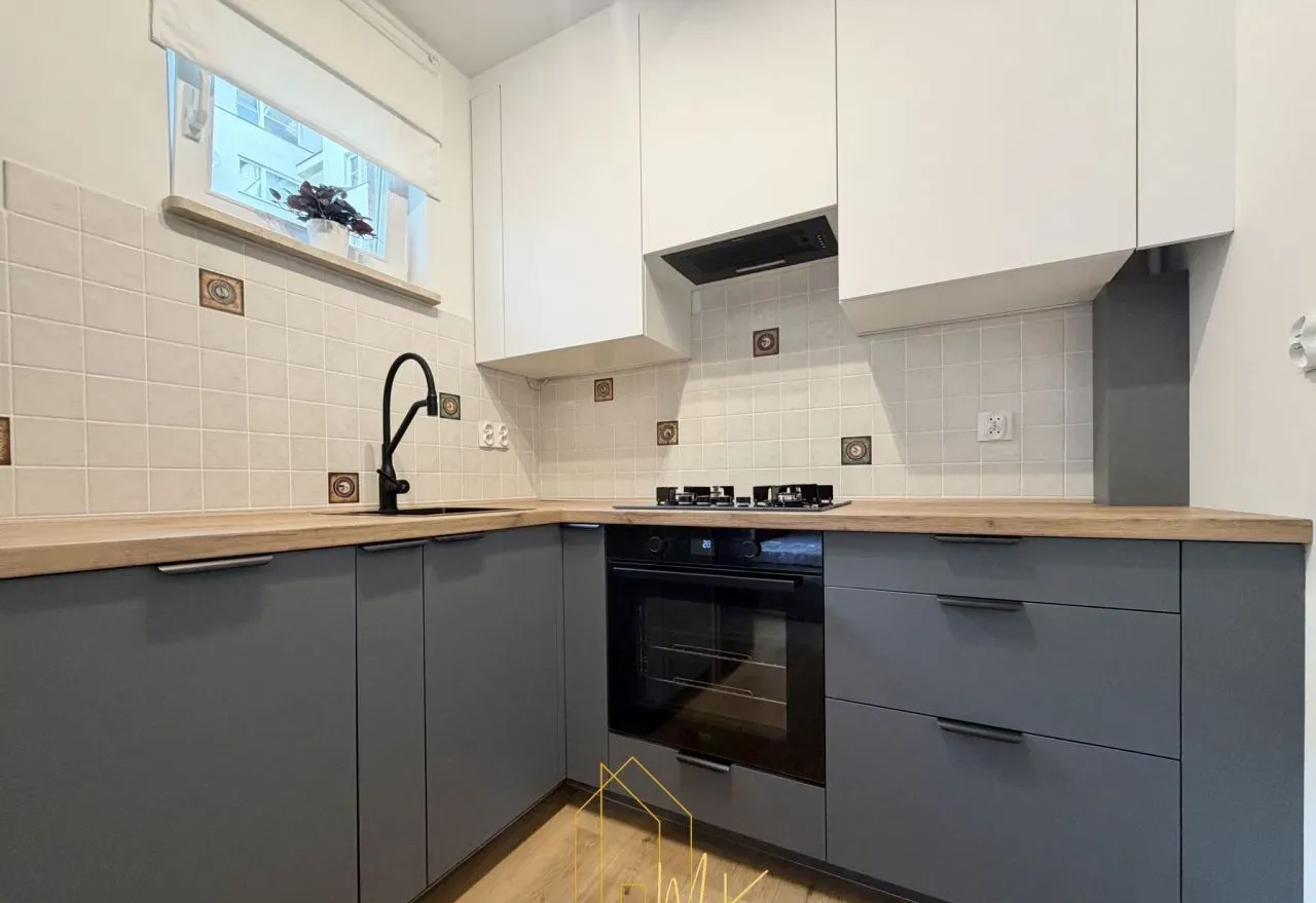 studio z wydzieloną sypialnią/ parking/ balkon/cen - zdjęcie 9
