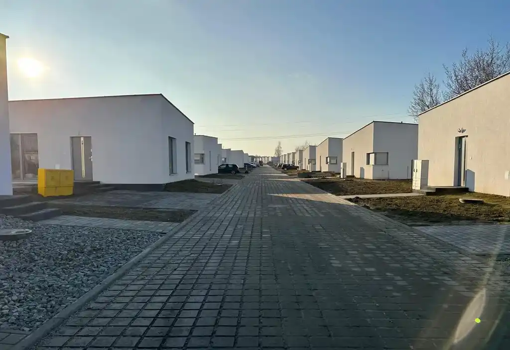 Wynajem. Mieszkanie / domek bezczynszowy z ogrodem i prywatnym parkingiem. Żory - zdjęcie 8