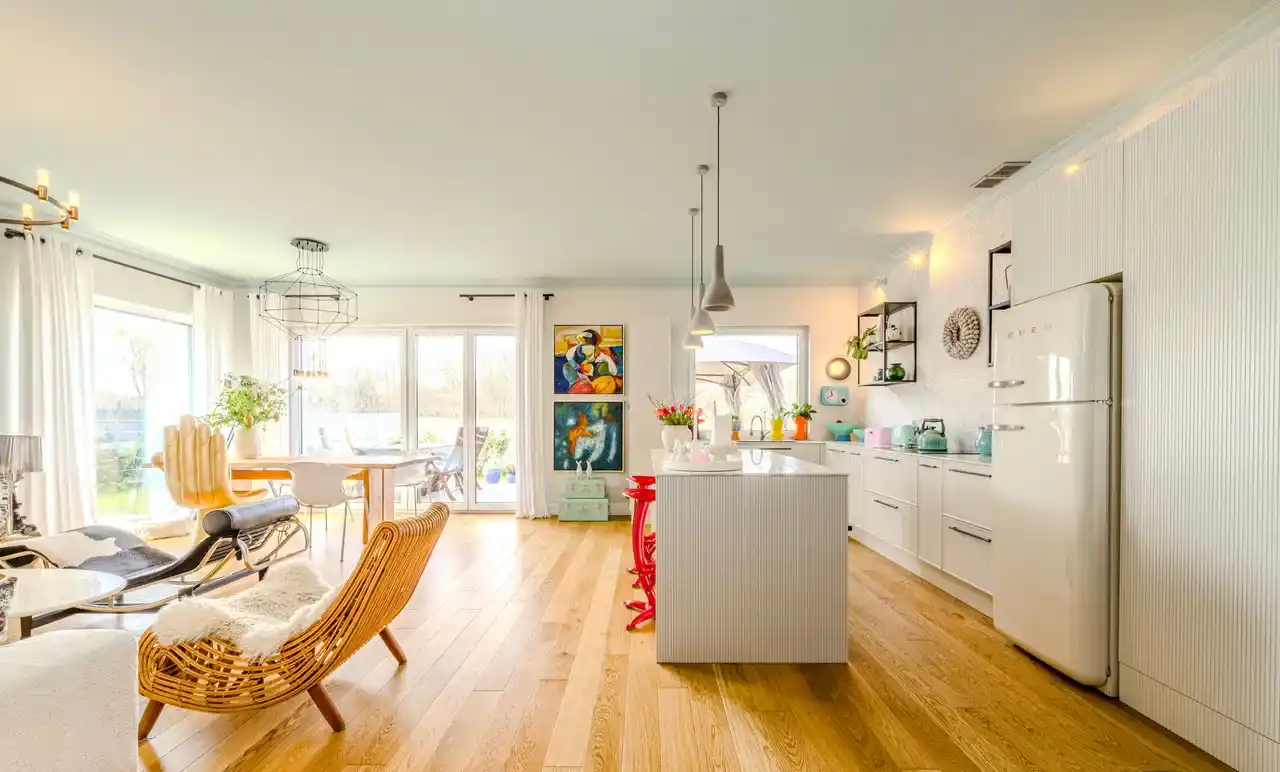 Piękny Dom 125 m², 4 Pokoje, Klimatyzacja, Ogród, Garaż + 3 miejsca ! - zdjęcie 4