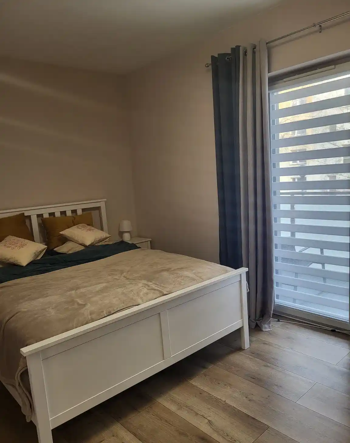 Krzyki, al. Wiśniowa - balkon, kuchnia oddzielna - zdjęcie 7