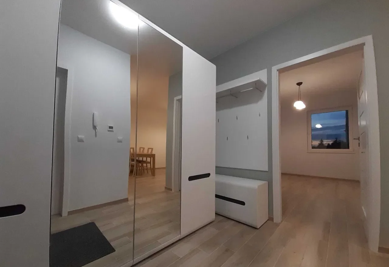 Wynajmę mieszkanie 42 m2 + garaż – ul. Sobieskiego 14B, Skierniewice - zdjęcie 3
