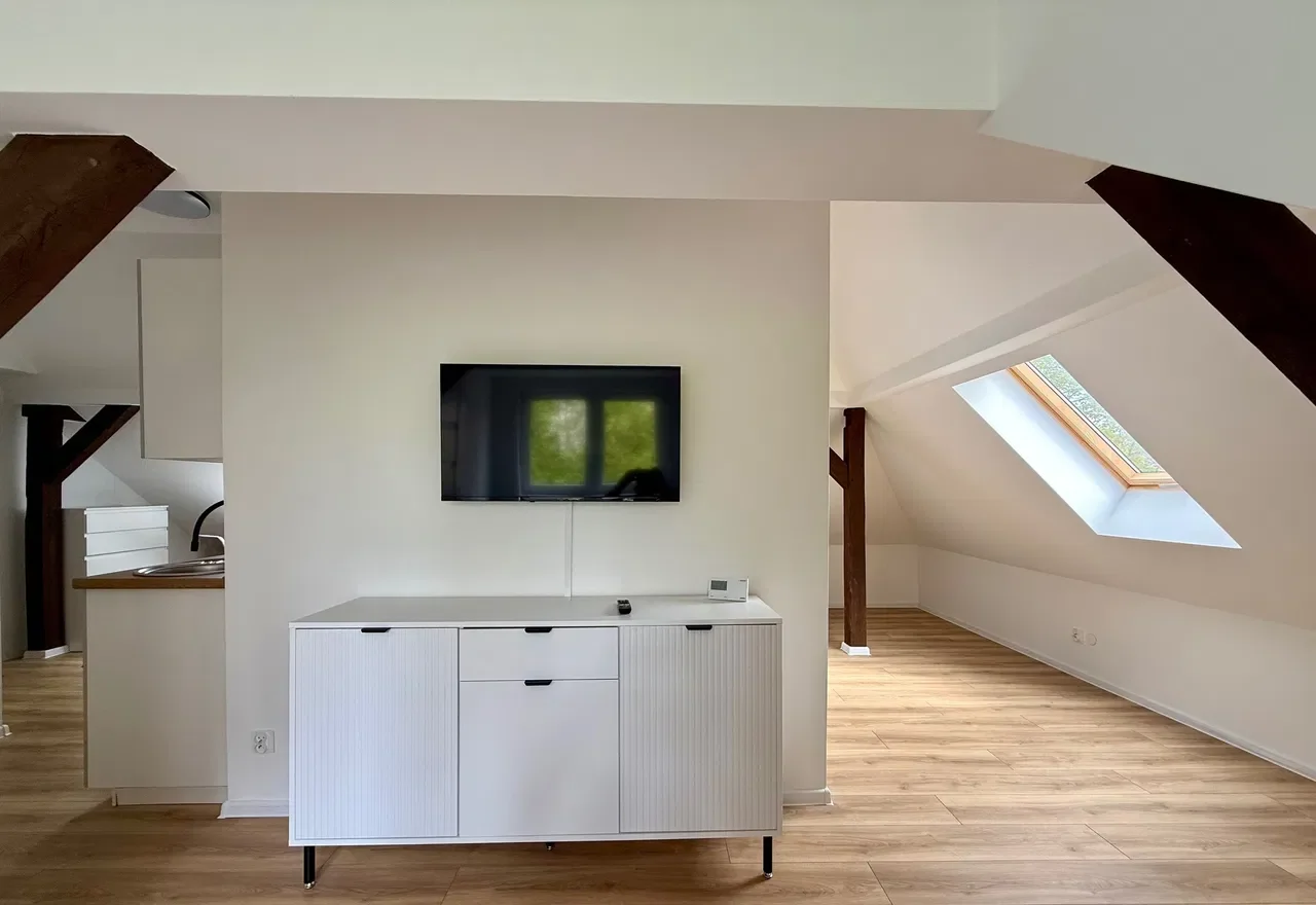 Przytulne mieszkanie 29 m² z wydzieloną sypialnią – Niebuszewo, Szczecin - zdjęcie 2