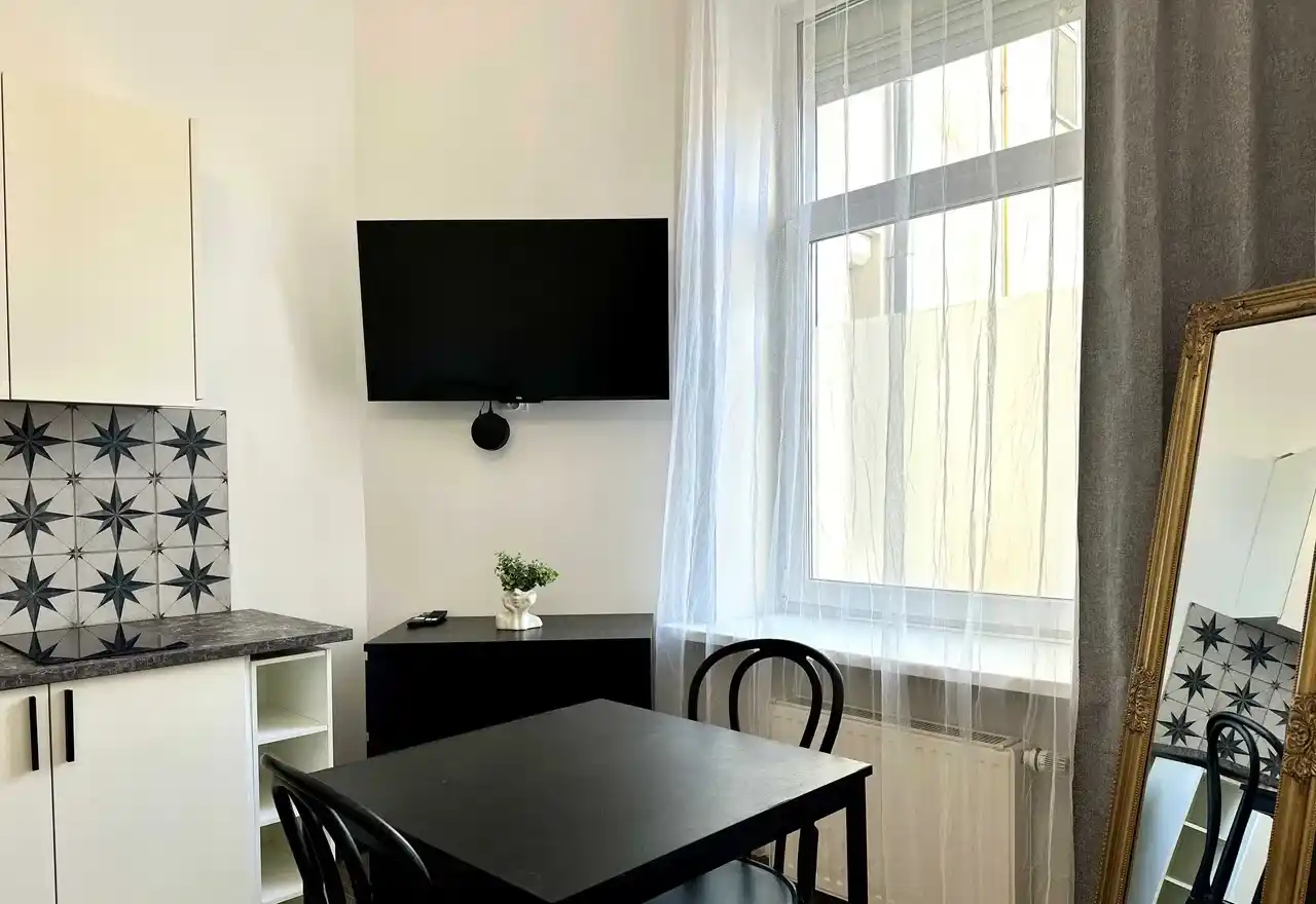 Kawalerka 25 m² do wynajęcia w Sopocie przy ul. Niepodległości - zdjęcie 5