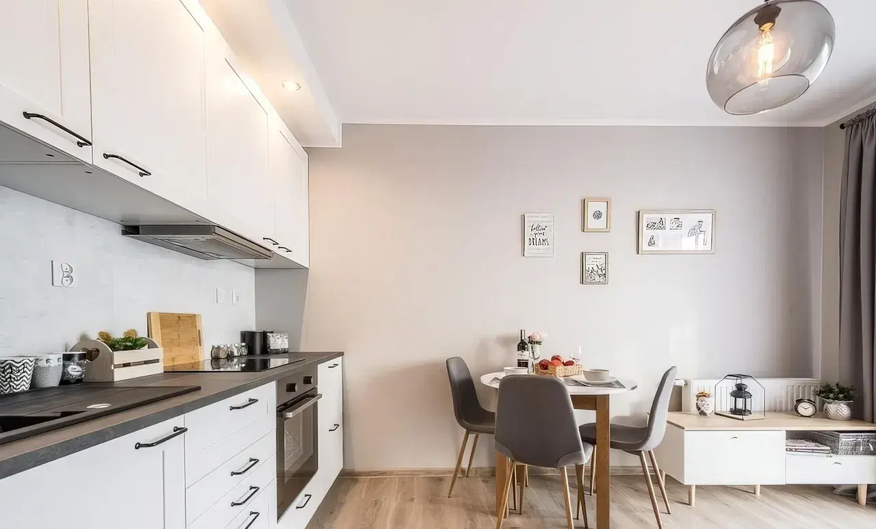 Mieszkanie z balkonem blisko Rynku – ul. Dubois 43 m² - zdjęcie 2