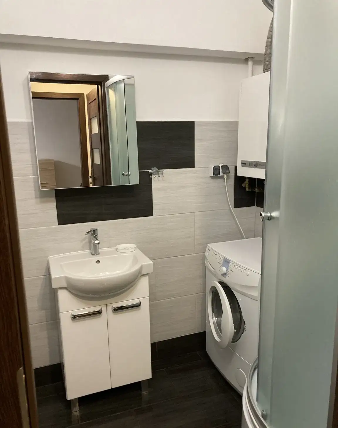 Duża kawalerka z balkonem na Gagarina bezpośrednio od właściciela - zdjęcie 9