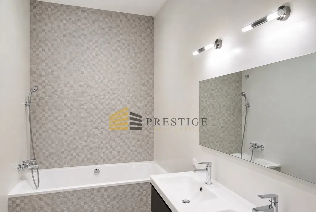 Piękny apartament w przedwojennej kamienicy - zdjęcie 8