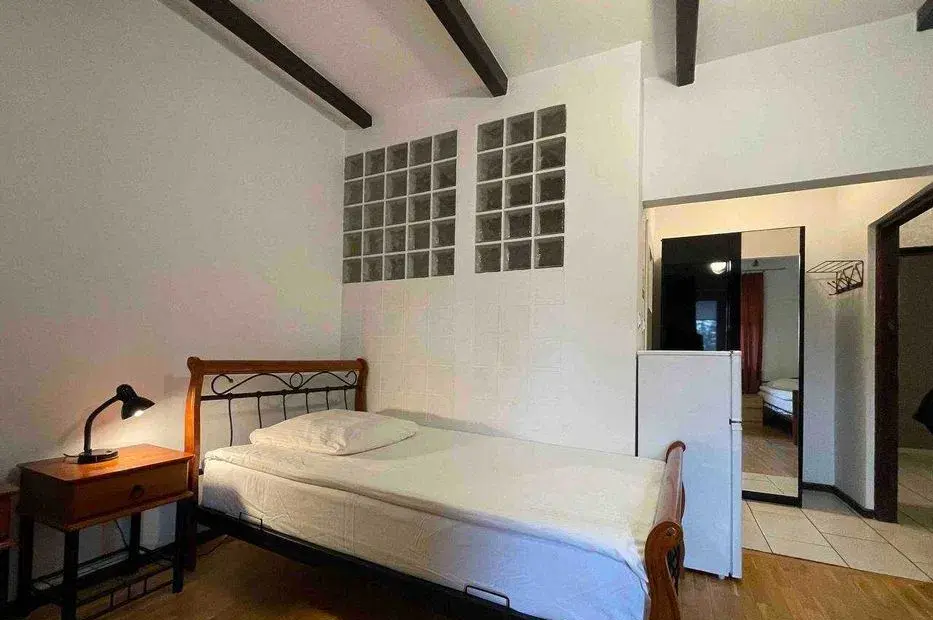 Хостел Hostel Warszaw! Tani Pokoje Bródno Legionowo Tarchomin Jabłonna Marki Ząbki - zdjęcie 2