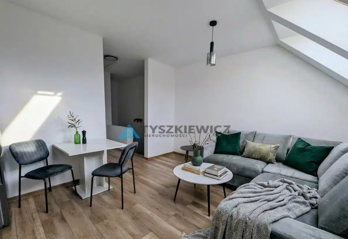 2 pokoje, wygodne i nowoczesne, las za oknem - zdjęcie 2