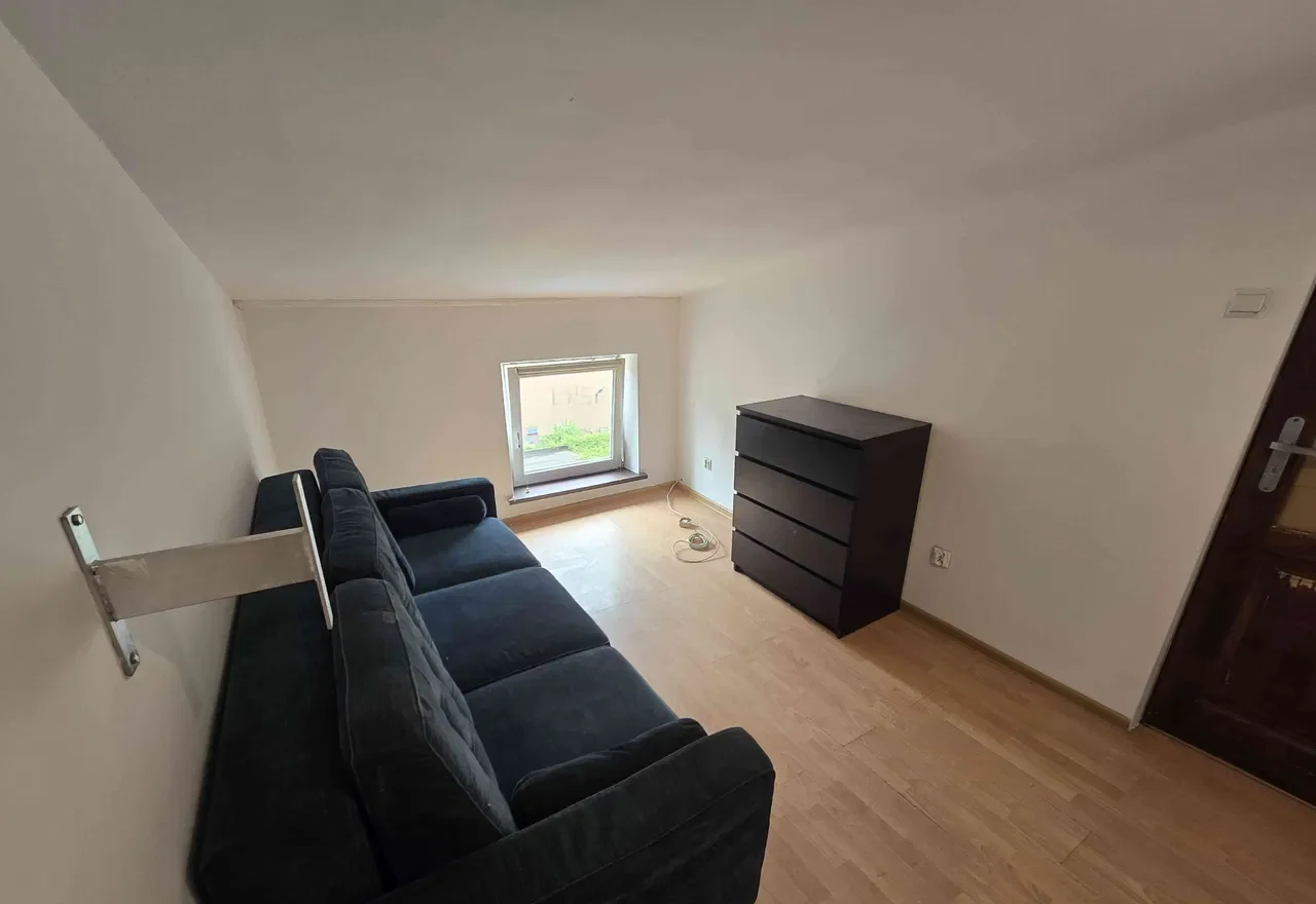 Przestronne mieszkanie 80m² w Łodzi z internetem i czynszem w cenie - zdjęcie 7