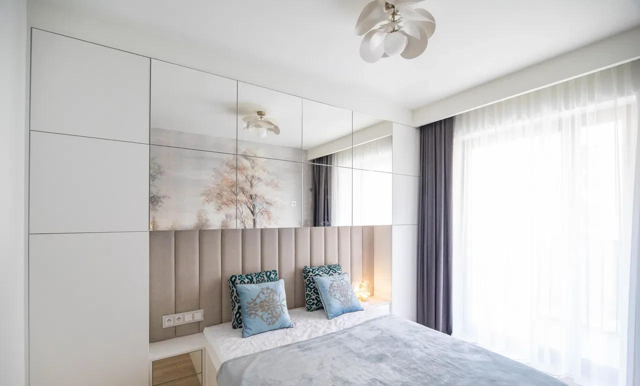 Elegancki apartament w centrum - prestiż i luksus - zdjęcie 2