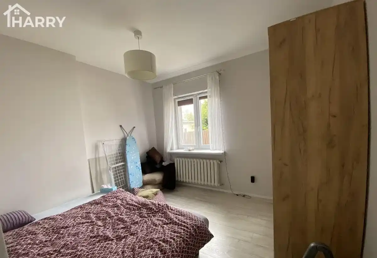 Dom w doskonałej lokalizacji - zdjęcie 9