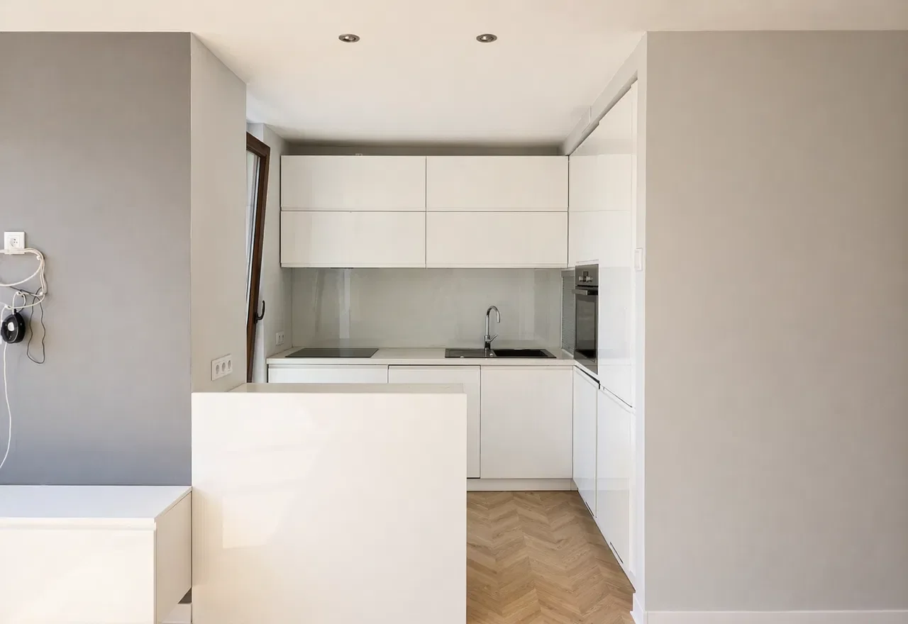 Mieszkanie 3-pokojowe 45m CENTRUM | akceptujemy zwierzęta | OD ZARAZ - zdjęcie 2