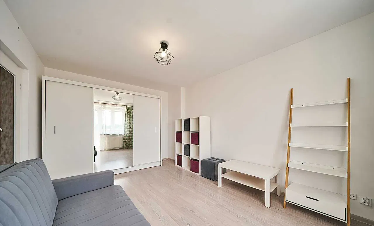Turka, os. Borek - duża, 36 m2 kawalerka - zdjęcie 3