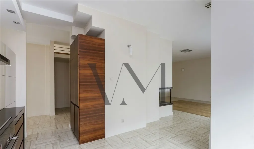 Wilanów Niski, dom 360m2, 5 sypialni - zdjęcie 5