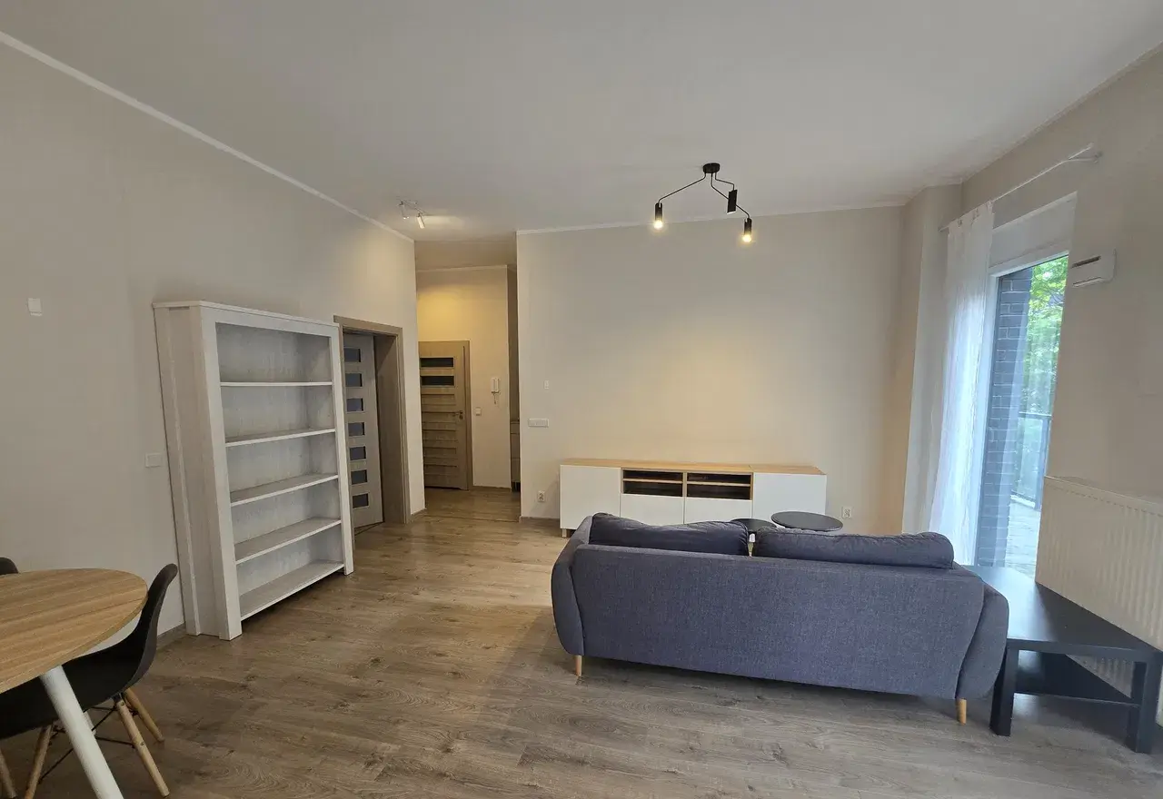 Komfortowy apartament nad Odrą – Atal Towers, ul.Sikorskiego / Centrum - zdjęcie 5