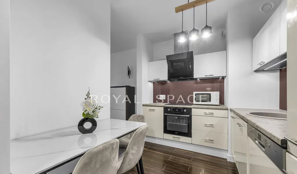 Funkcjonalny apartament koło Browarów Warszawskich - zdjęcie 8