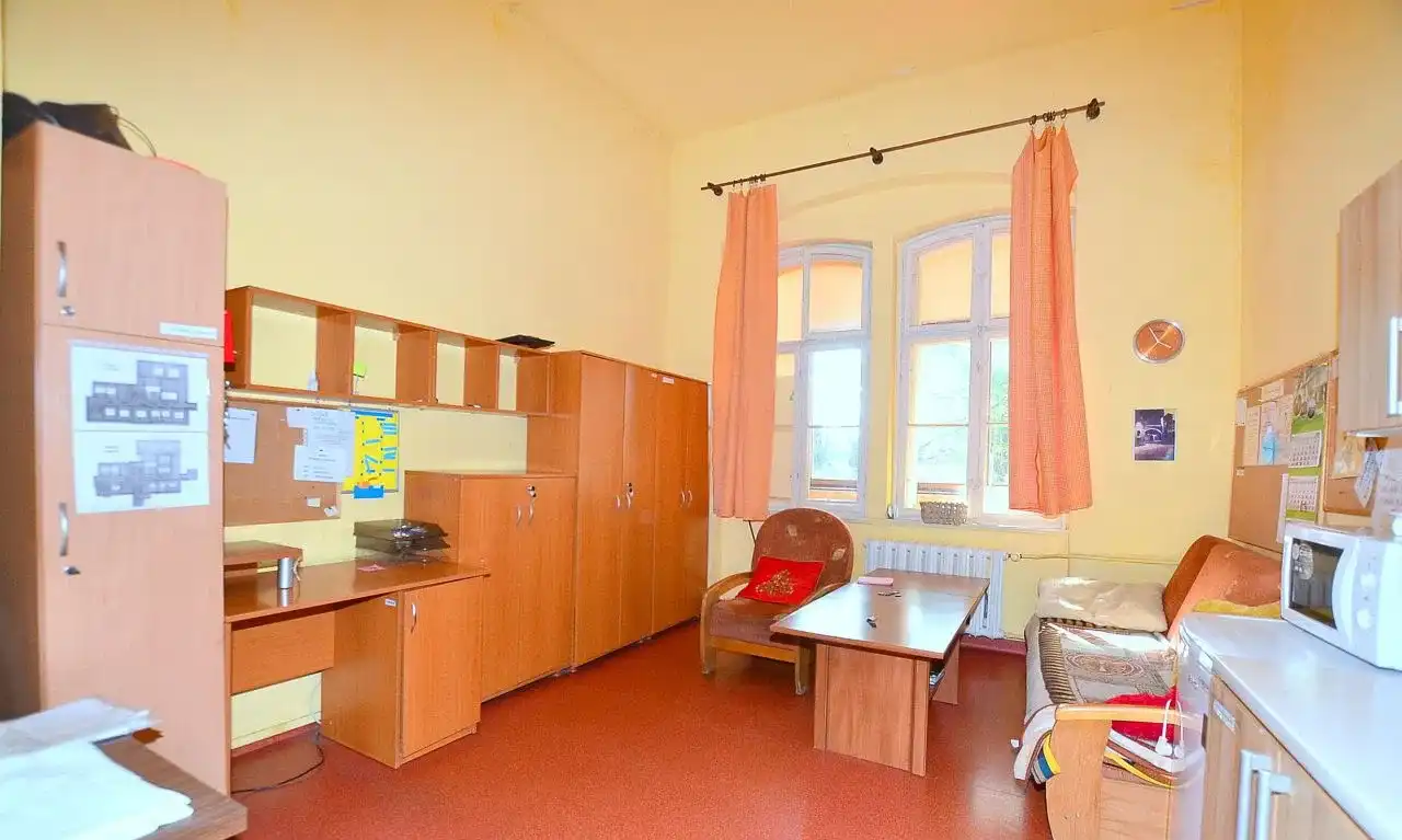 Budynek pod dom opieki, hotel pracowniczy - zdjęcie 8