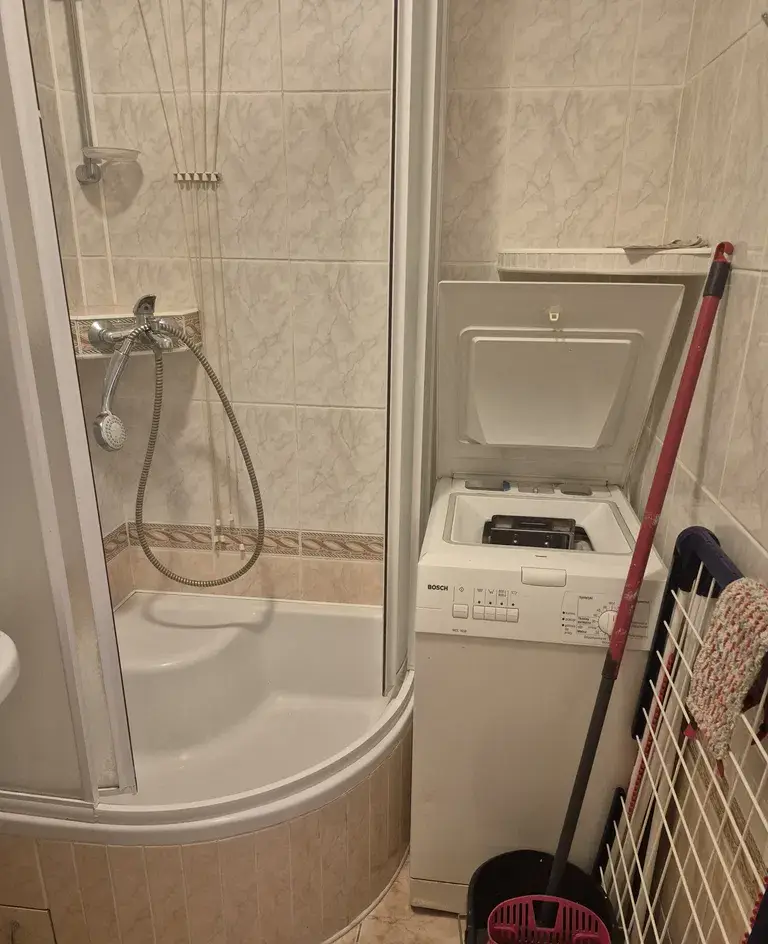 PILNIE wynajmę kawalerkę na Antoniukowskiej - po remoncie - zdjęcie 8