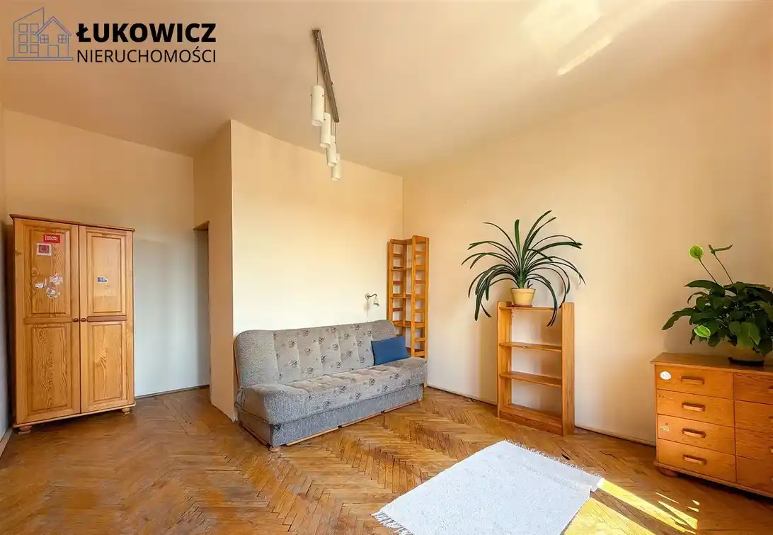 3 pokojowe mieszkanie w centrum B-B 100m2! - zdjęcie 10