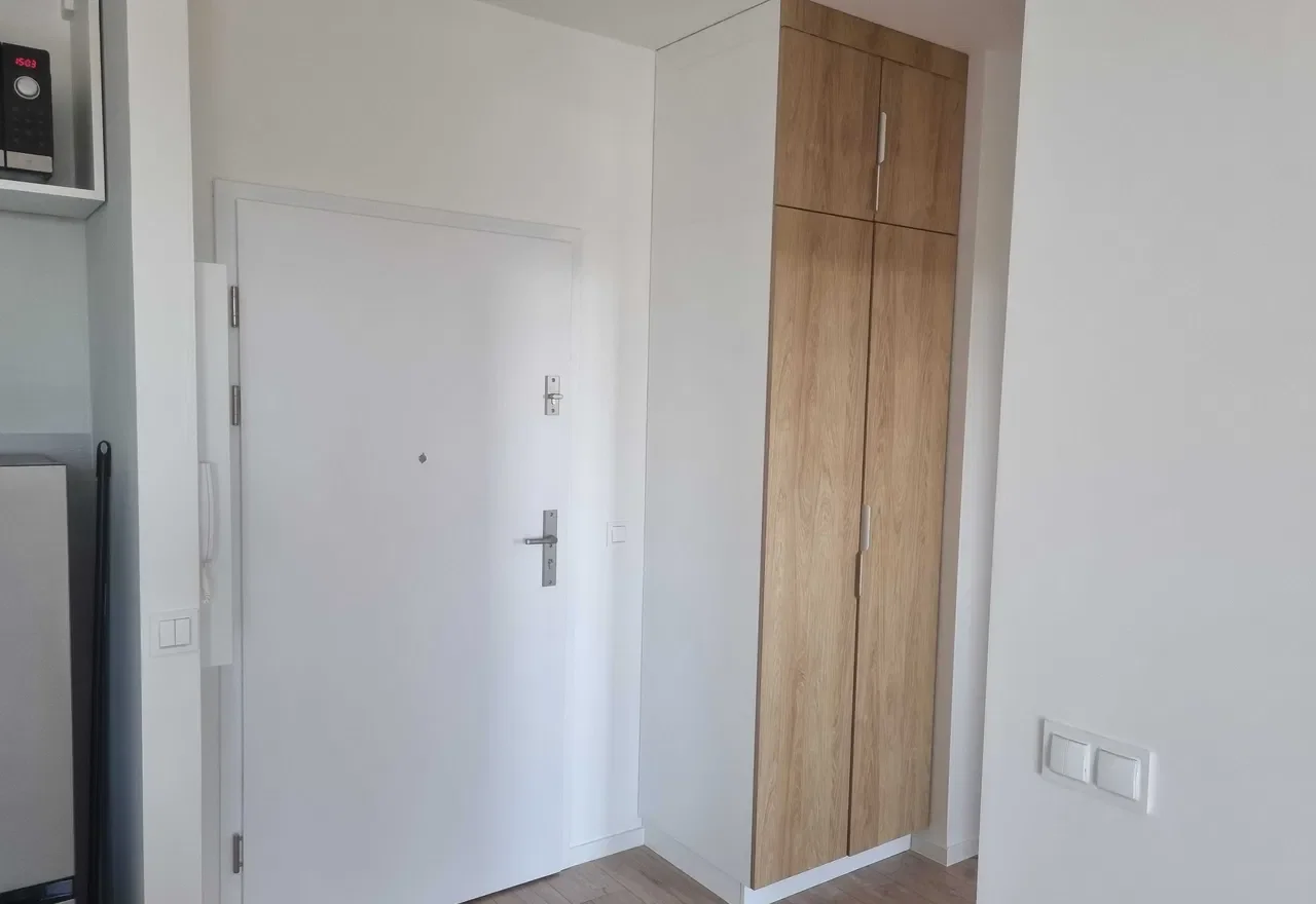 2 pokoje z balkonem + winda + parking - zdjęcie 4