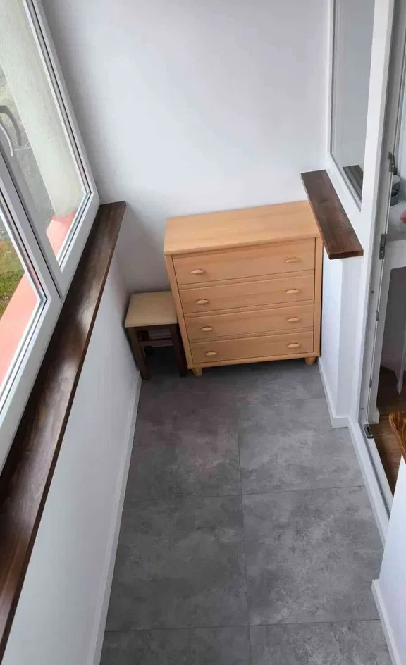 2-pokojowe mieszkanie 48 m² – wysoki parter, po remoncie, z piwnicą - zdjęcie 5