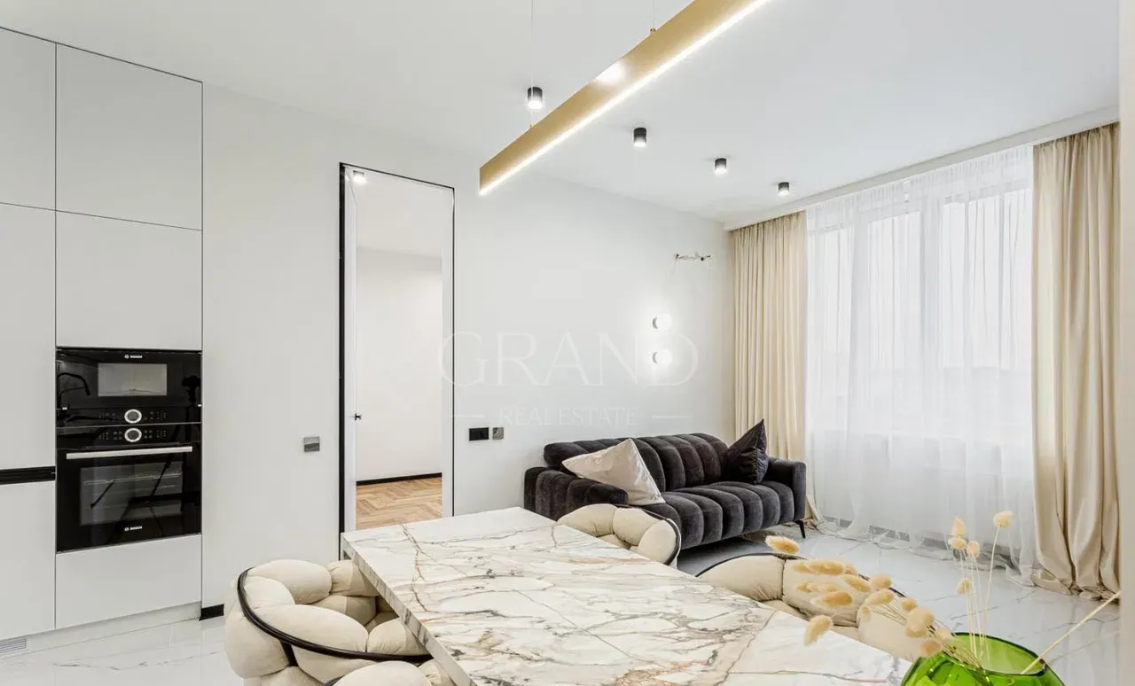 3-pokojowy apartament w prestiżowej inwestycji mennica residence ii - zdjęcie 2
