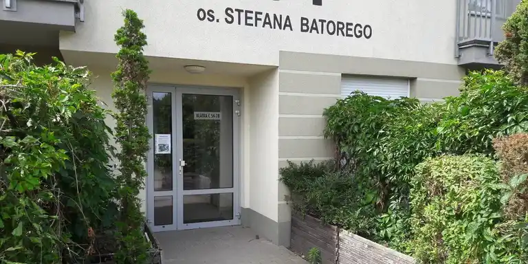 Bardzo ładna kawalerka - zdjęcie 8