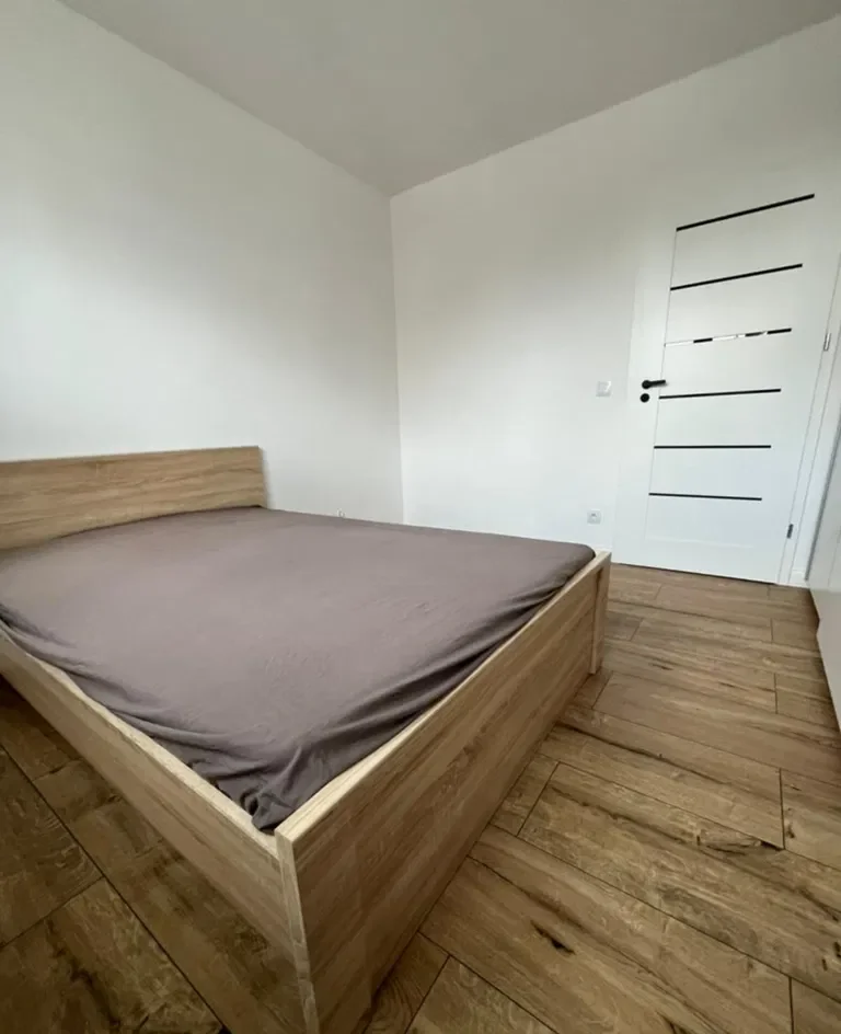 Mieszkanie z ogródkiem 93m2 - zdjęcie 5