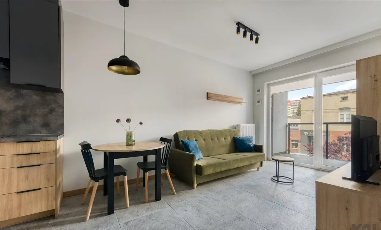2 pokojowy apartament z garażem na ul.Tramwajowej - zdjęcie 2