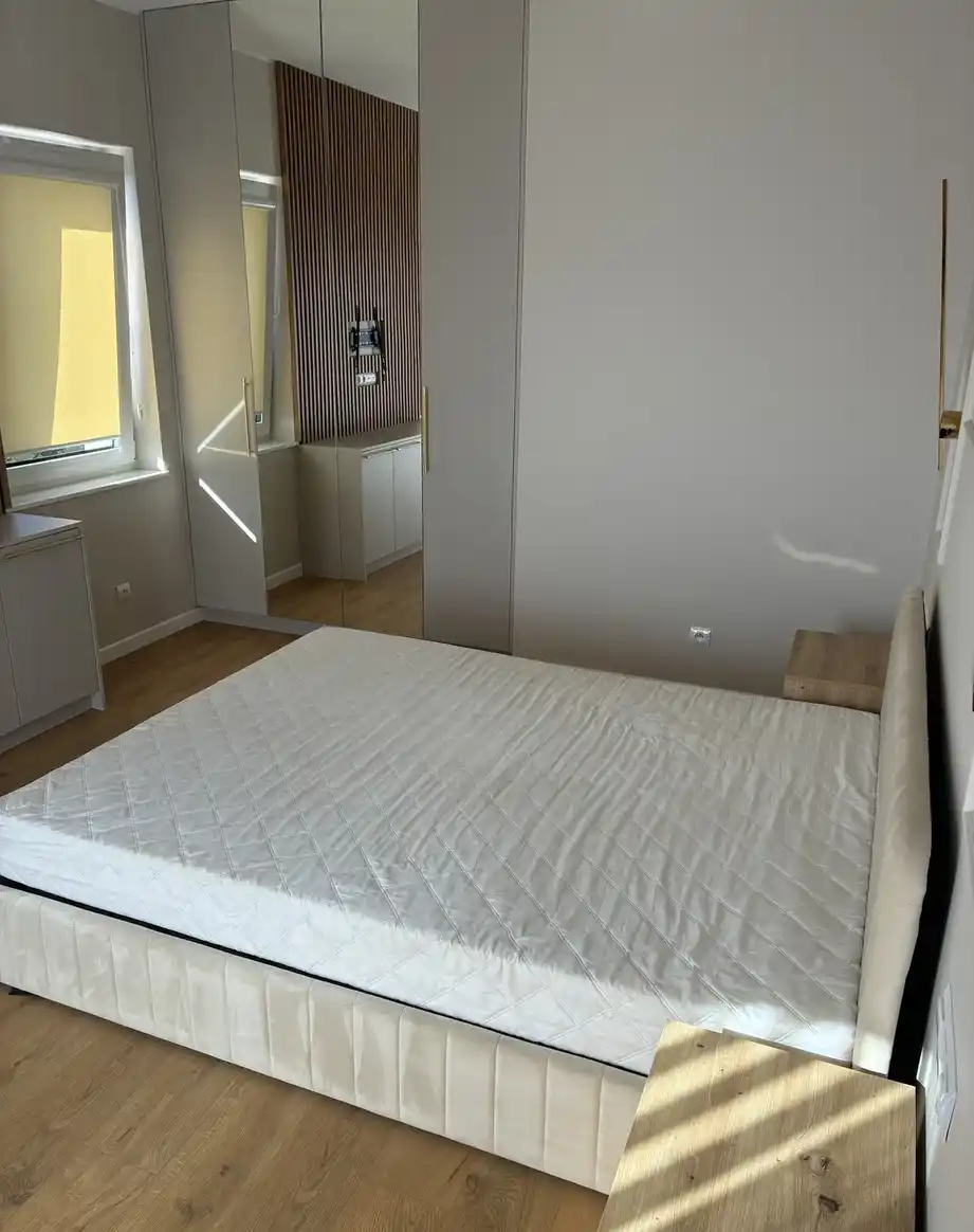 Nowo wykończony dom w zabudowie bliźniaczej na wynajem – 107 m² - zdjęcie 8