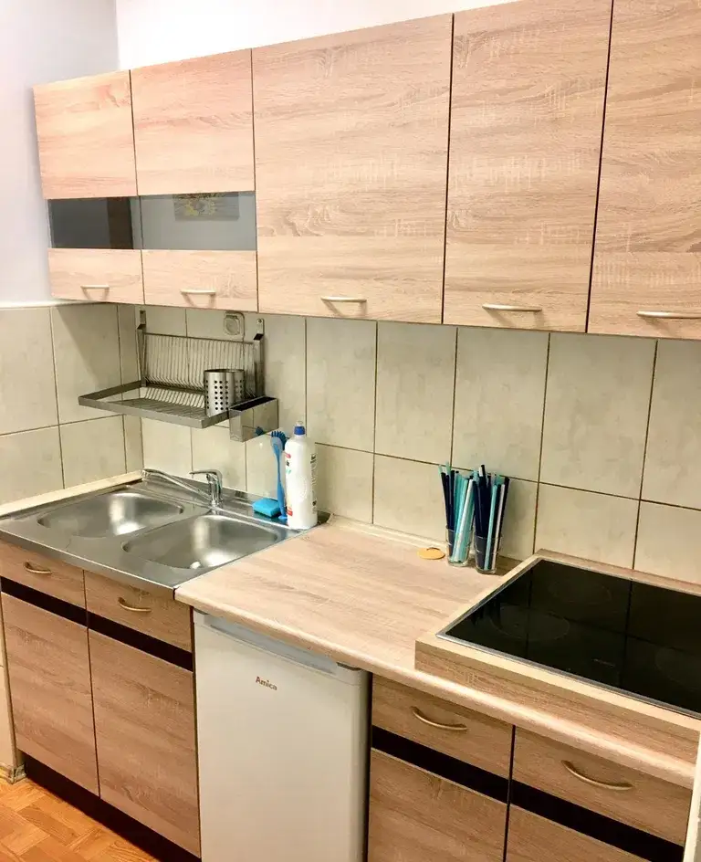 Pokój w mieszkaniu na Starym Kleparzu - zdjęcie 8