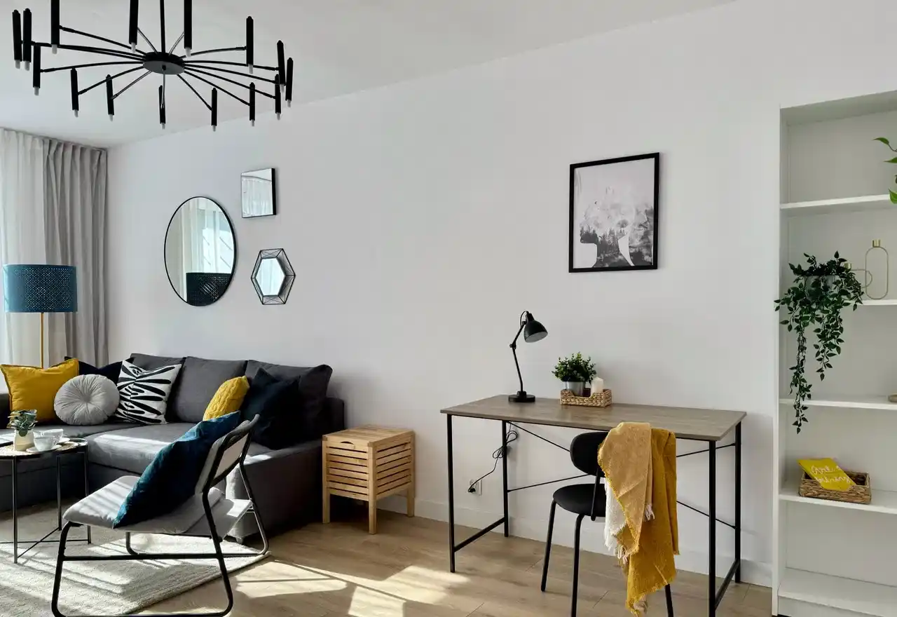 Mieszkanie 2-pok, Krzyki, Klimatyzacja, Balkon, Wanna, Wysoki standard - zdjęcie 2