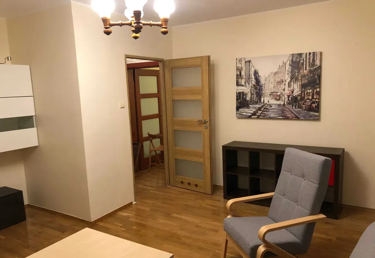 Pokój 19 m2 metro Kabaty, Ursynów 1700zł cena całkowita - zdjęcie 2