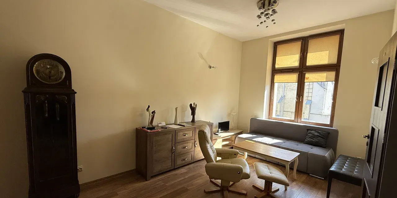 3-pokojowe ciche mieszkanie - zdjęcie 3