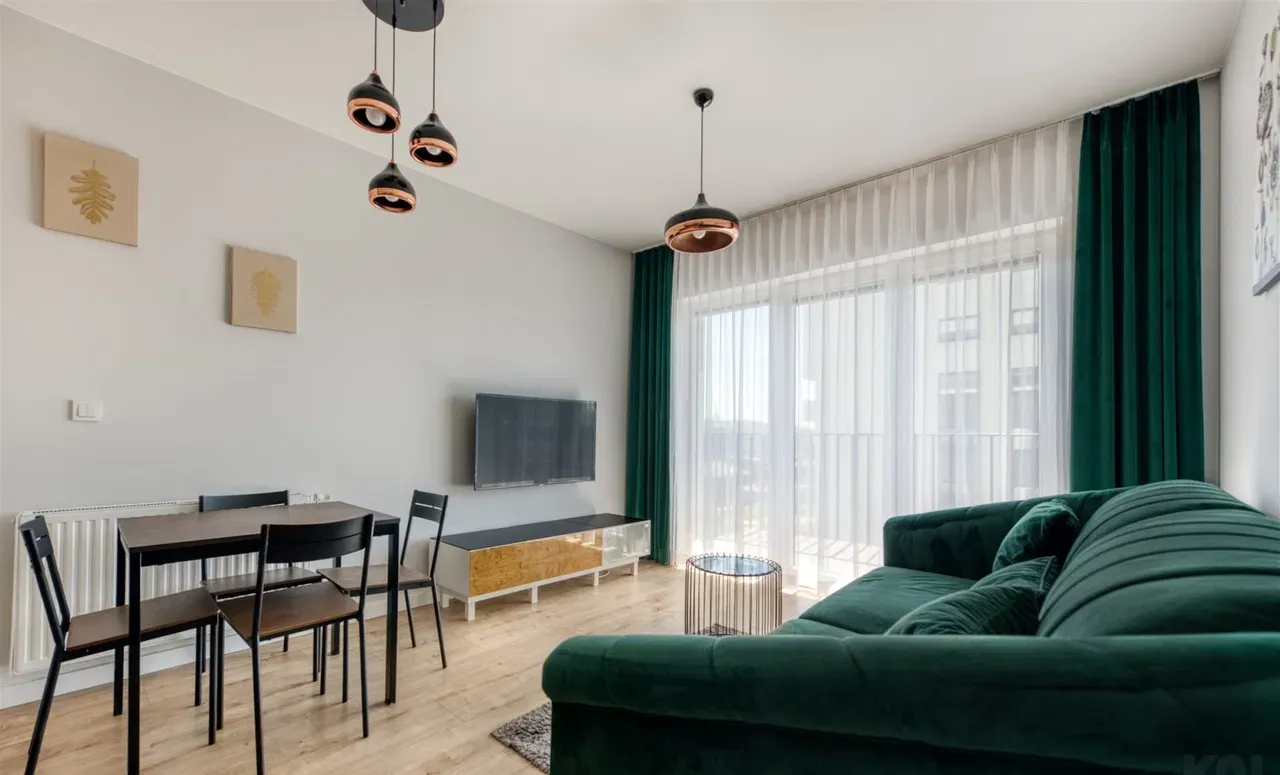 2 pokojowe mieszkanie w centrum miasta. - zdjęcie 2