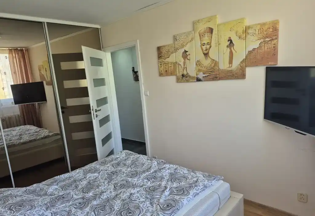 Przestronne mieszkanie 2-pokojowe z balkonem w Bolesławcu - zdjęcie 4