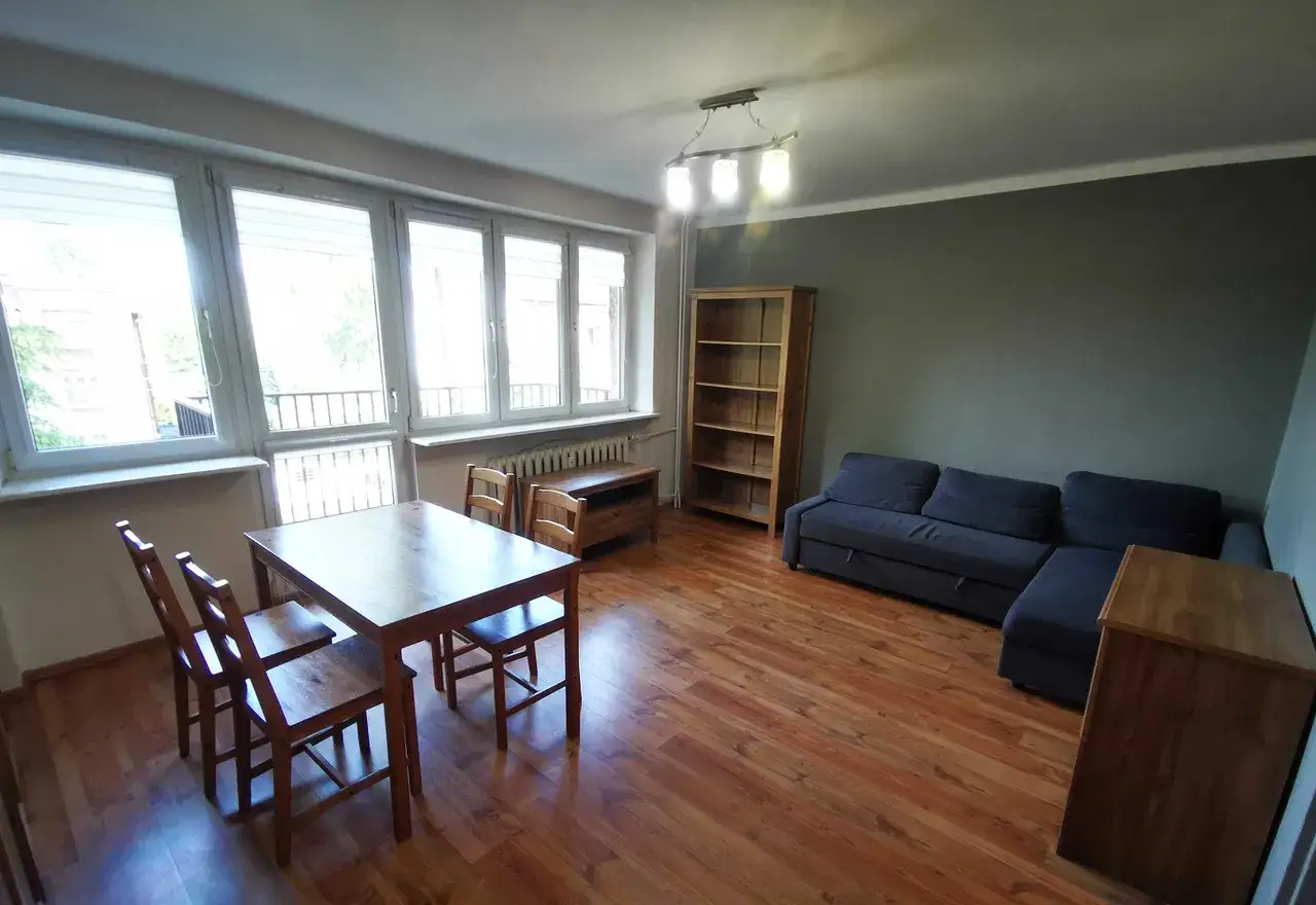 Ładna, przestronna kawalerka w dobrej, spokojnej lokalizacji. Katowice-Piotrowice, ul. Żurawia - zdjęcie 7