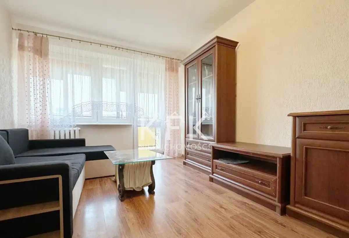 Lipiec Dwa Pokoje w dobrej lokalizacji Balkon Blok - zdjęcie 2