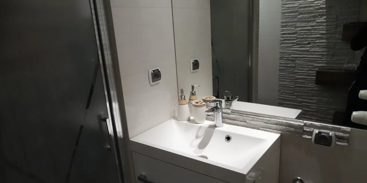 Wynajmę mieszkalnie ul. Kuźnicy Kołłątajowskiej - zdjęcie 5